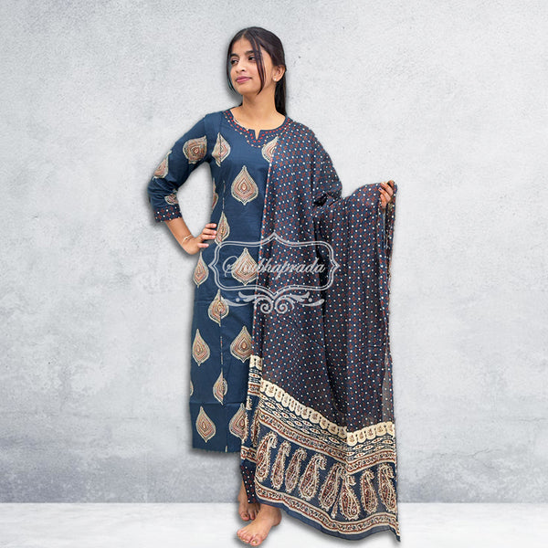 Elegant Cotton Suit Set