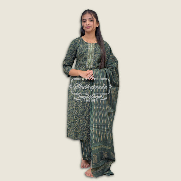 Stylish Floral Print Cotton Suit Set